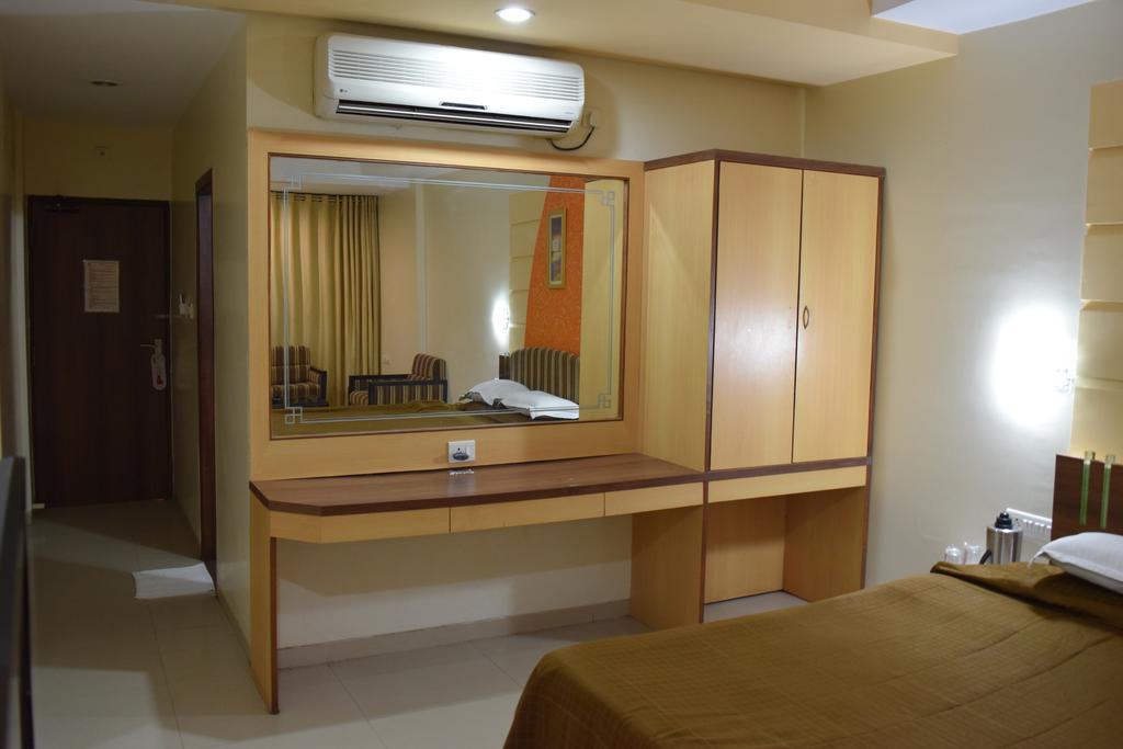 Jai Residency Hotell Gāndhīdhām Rom bilde